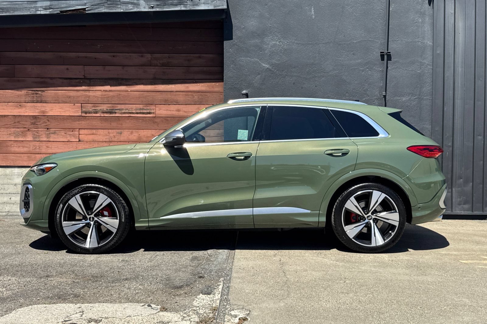 Used 2025 Audi SQ5 Premium Plus AWD/4WD image 5