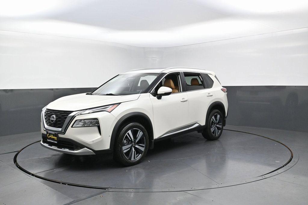 Used 2022 Nissan Rogue Platinum w/ Head-Up Display Package image 12