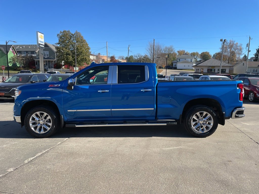 Used 2023 Chevrolet Silverado 1500 LTZ w/ LTZ Premium Package image 2