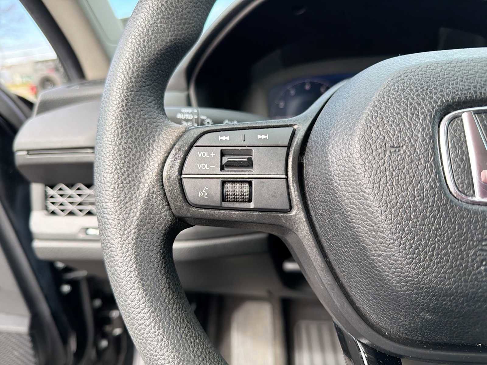 Certified 2024 Honda Accord LX image 24