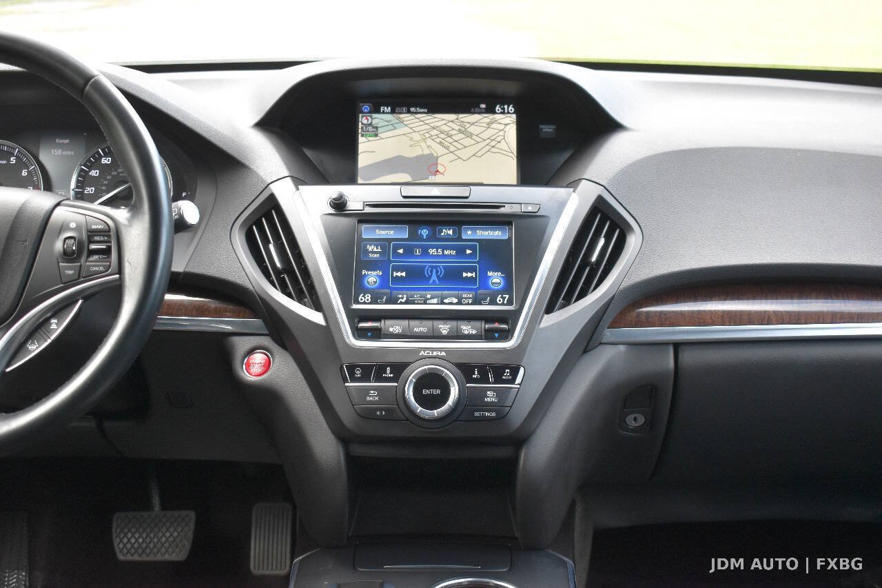 Used 2017 Acura MDX w/ Technology Package AWD/4WD image 25