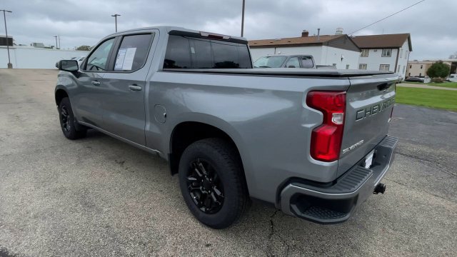 Used 2024 Chevrolet Silverado 1500 RST w/ Z71 Off-Road Package AWD/4WD image 8
