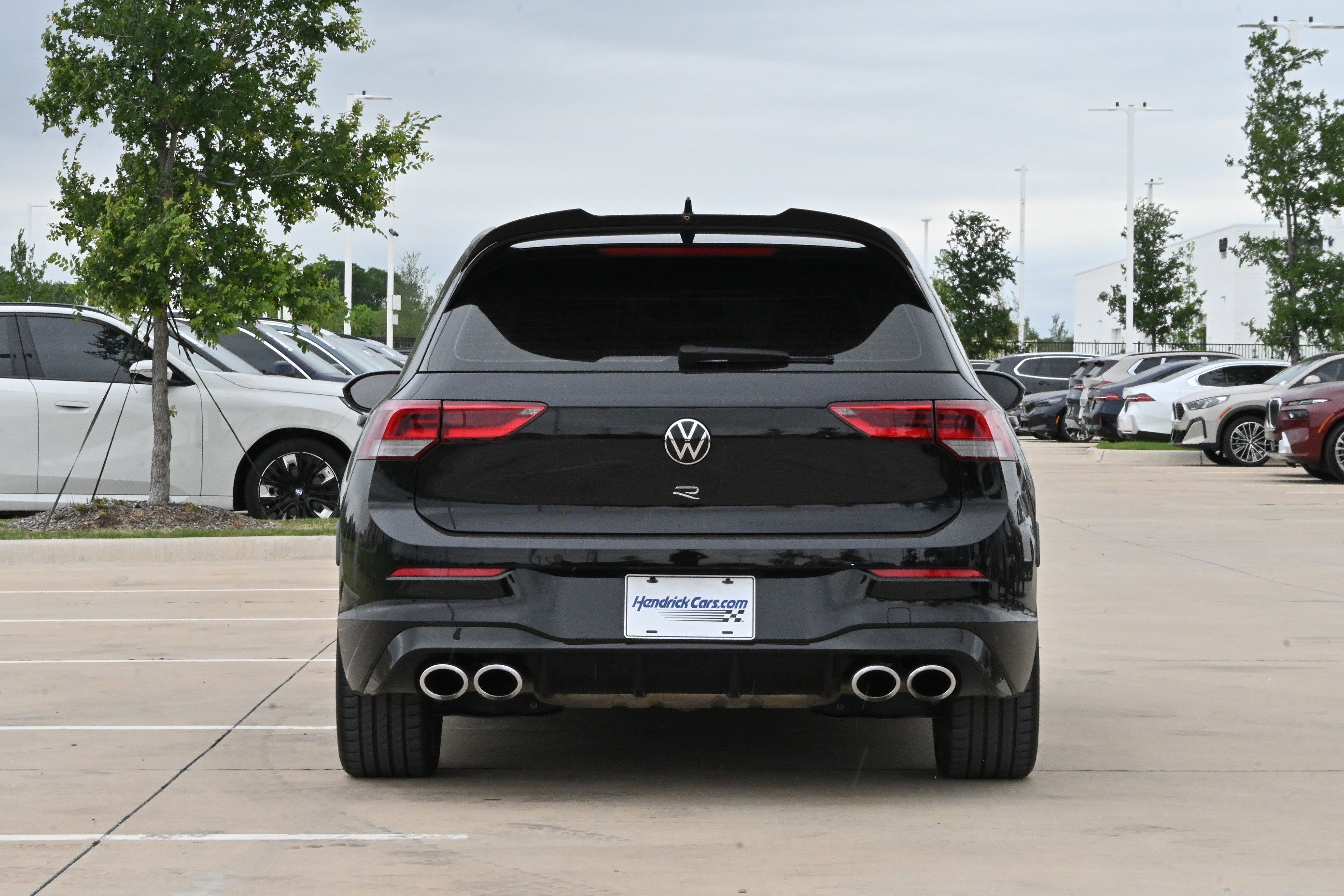 Used 2024 Volkswagen Golf R AWD/4WD image 11