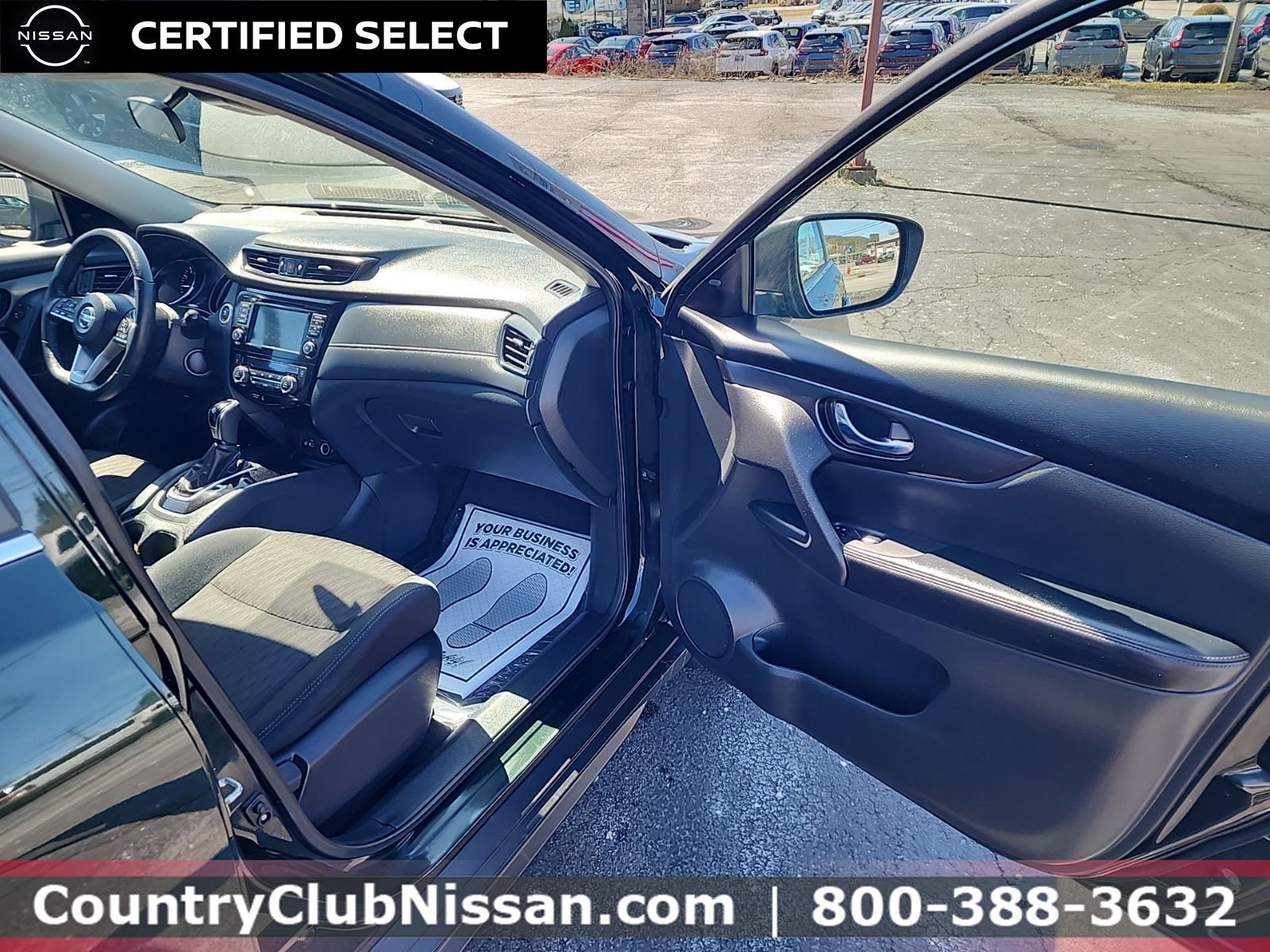 Certified 2019 Nissan Rogue SV image 30