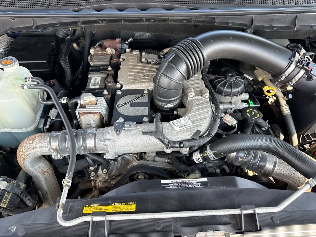 Used 2017 Nissan Titan Platinum Reserve AWD/4WD image 26