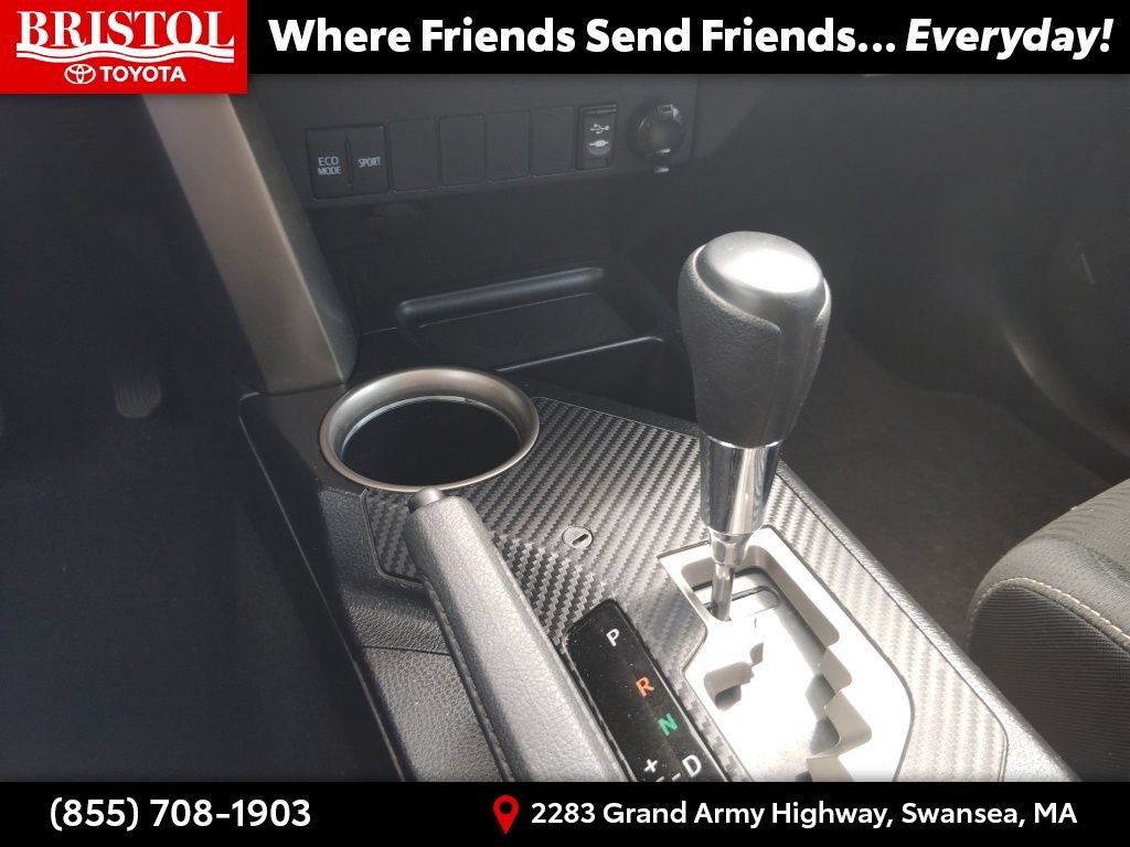 Used 2015 Toyota RAV4 XLE AWD/4WD image 23