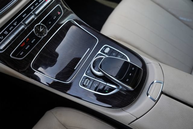 Used 2019 Mercedes-Benz E 450 4MATIC Sedan image 36