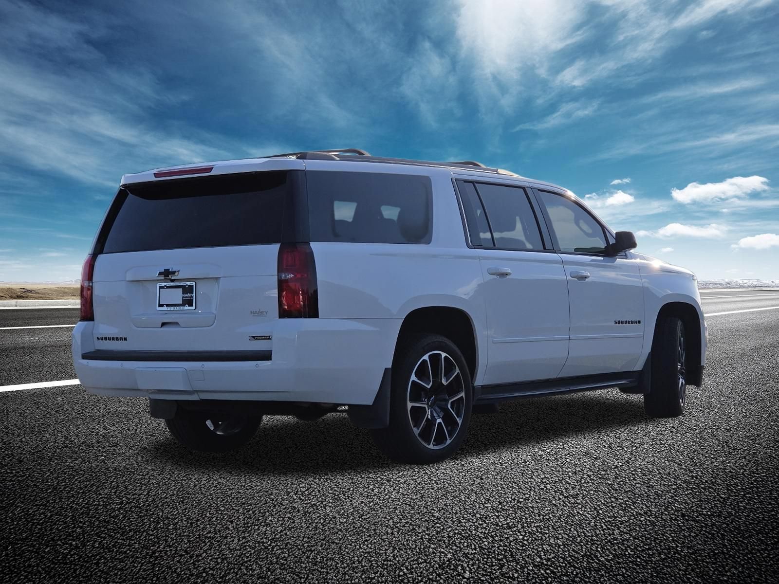 Used 2018 Chevrolet Suburban Premier AWD/4WD image 23