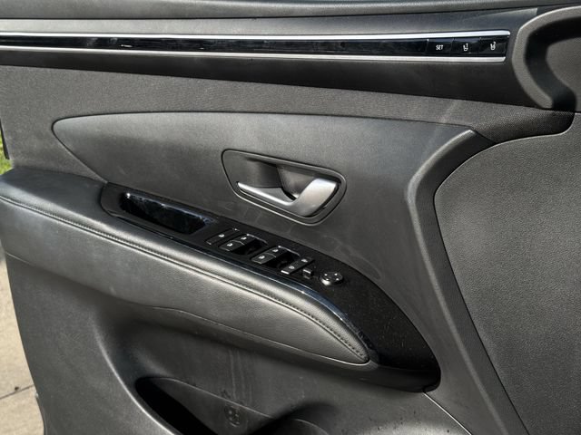 Used 2022 Hyundai Tucson Limited AWD/4WD image 26