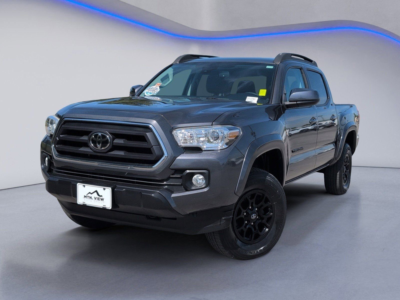 Used 2021 Toyota Tacoma SR5 w/ Blackout Package (TMS) image 2