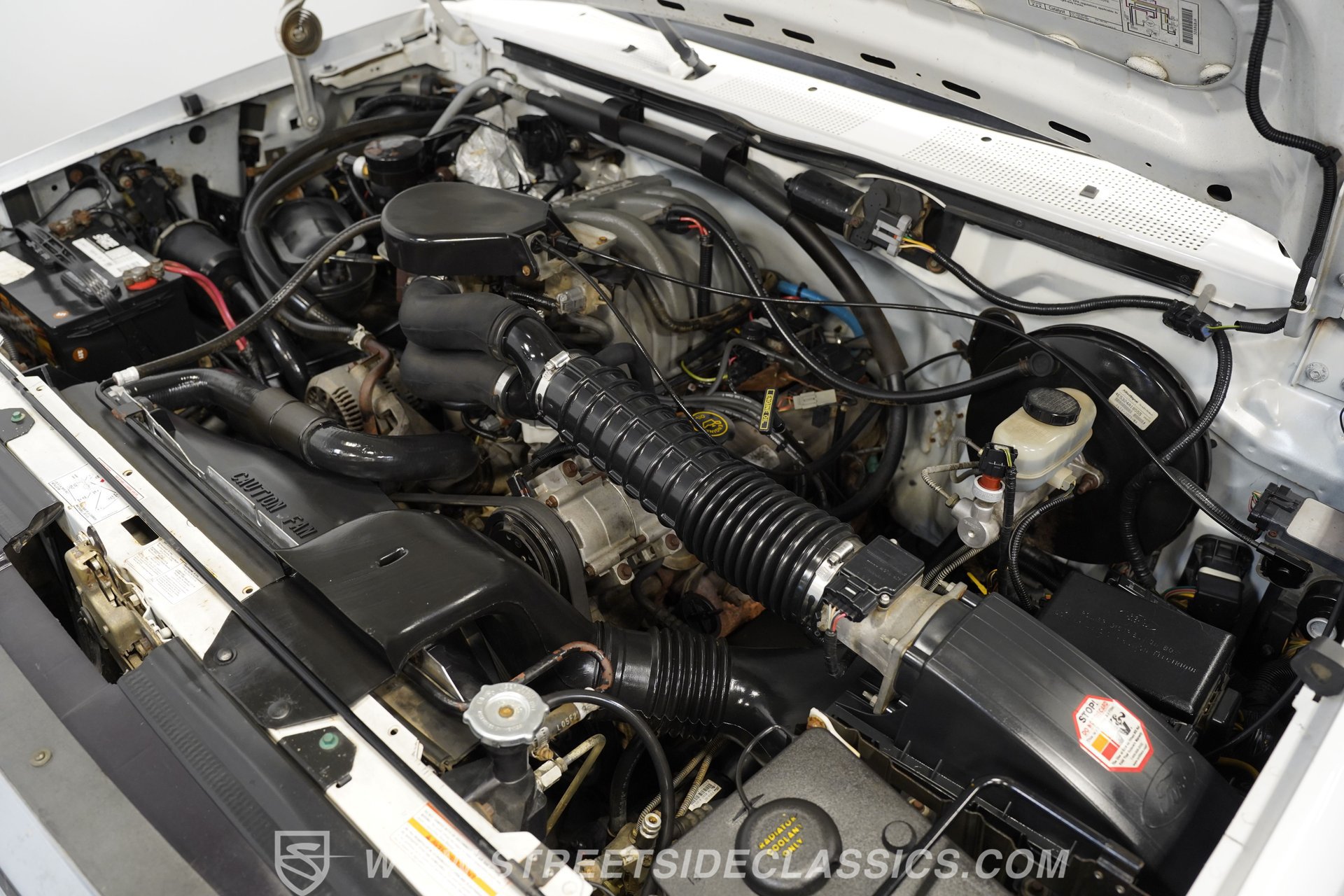 Used 1996 Ford Bronco XLT AWD/4WD image 39
