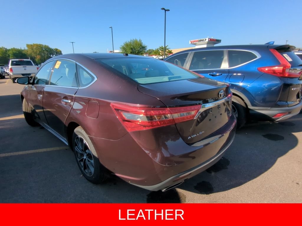 Used 2018 Toyota Avalon XLE Premium w/ Carpet Mat Package FWD image 4