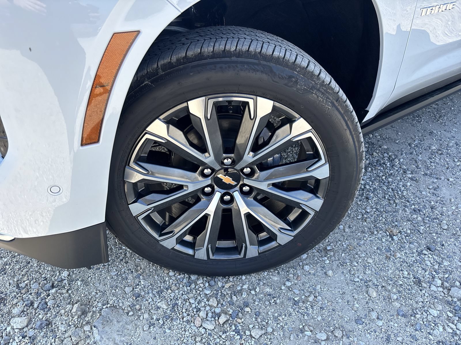 New 2026 Chevrolet Tahoe High Country AWD/4WD image 10