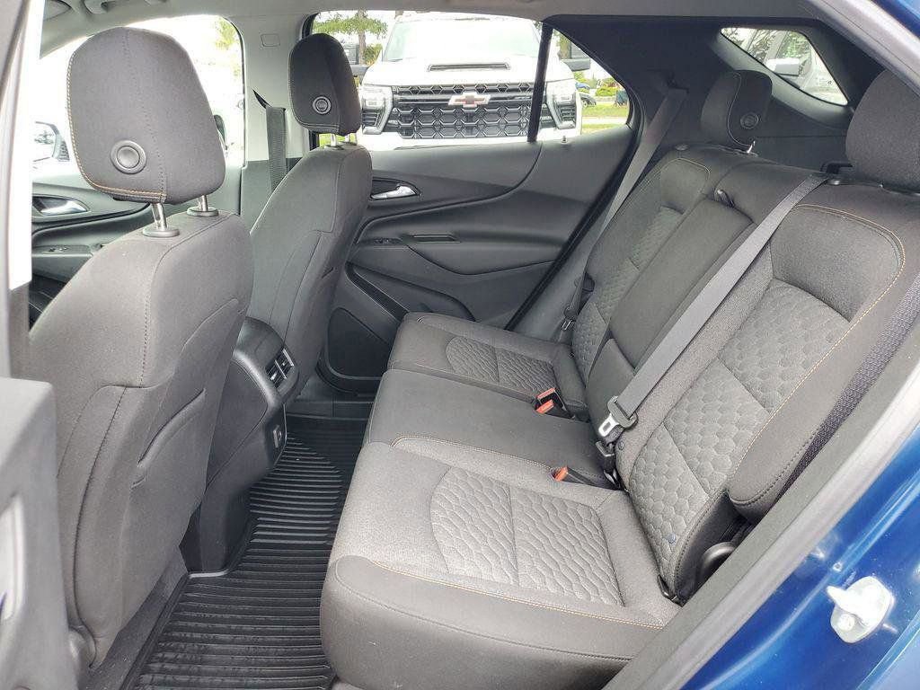 Used 2019 Chevrolet Equinox LT w/ Driver Convenience Package AWD/4WD image 27