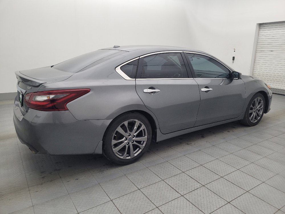 Used 2018 Nissan Altima 2.5 SR w/ SR Special Edition image 10