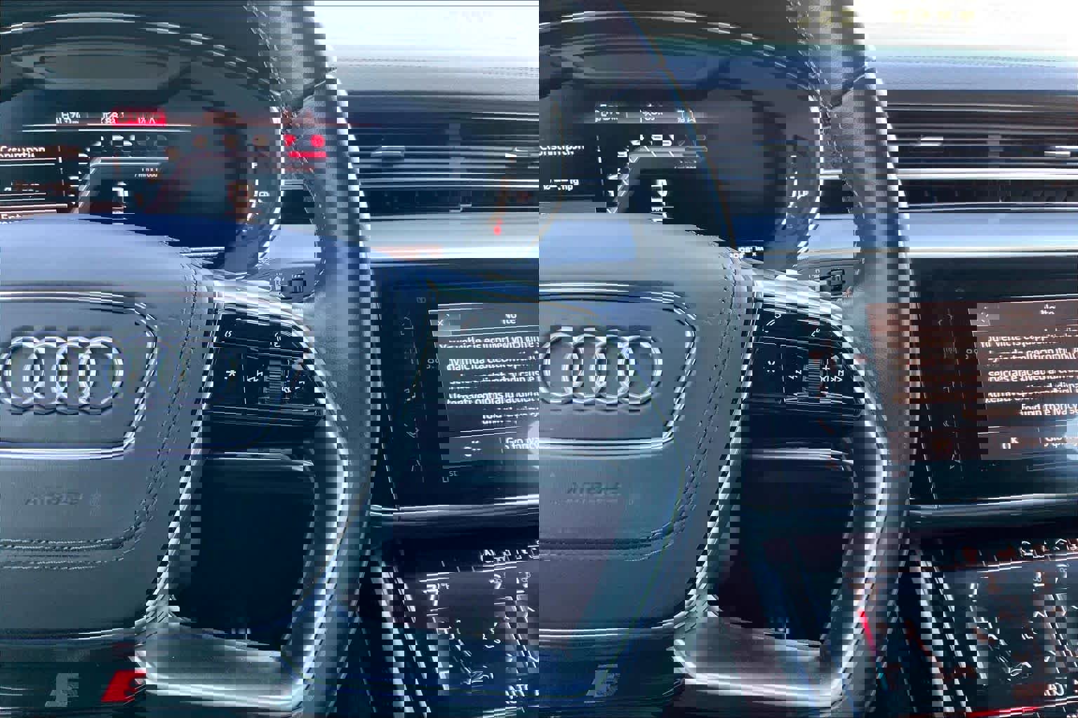 Used 2020 Audi S8 L w/ S8 Executive Package AWD/4WD image 23