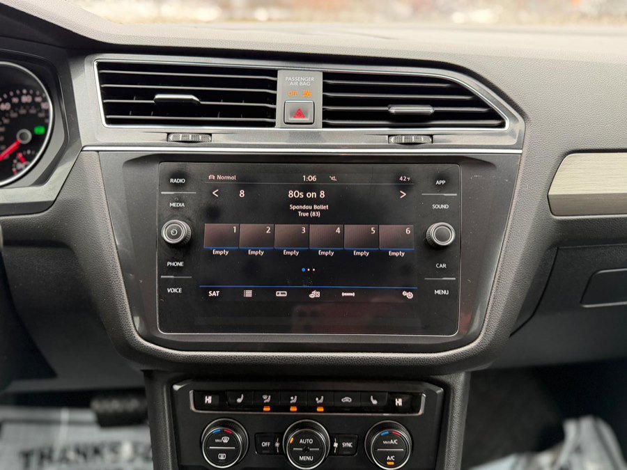 Used 2018 Volkswagen Tiguan SE image 26