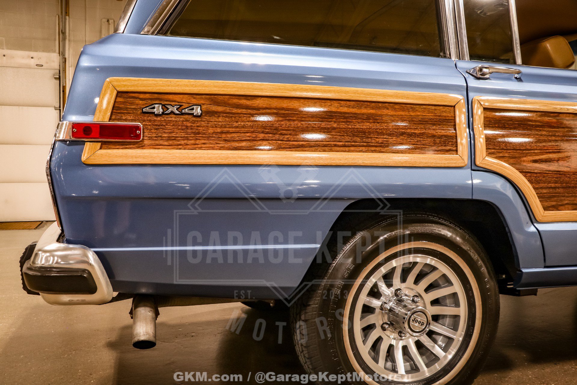 Used 1987 Jeep Grand Wagoneer AWD/4WD image 48