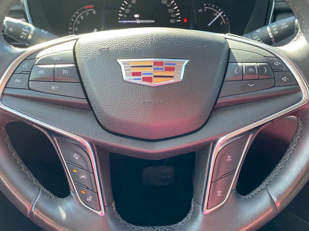 Used 2017 Cadillac XT5 Luxury w/ Driver Awareness Package AWD/4WD image 28