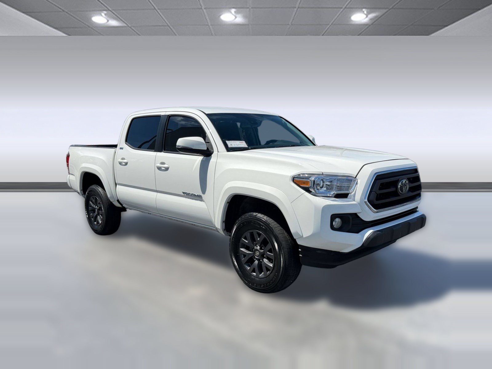 Used 2023 Toyota Tacoma SR5 w/ Technology Package RWD image 7