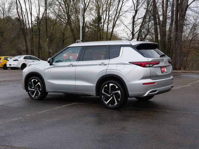 Used 2025 Mitsubishi Outlander SEL image 4