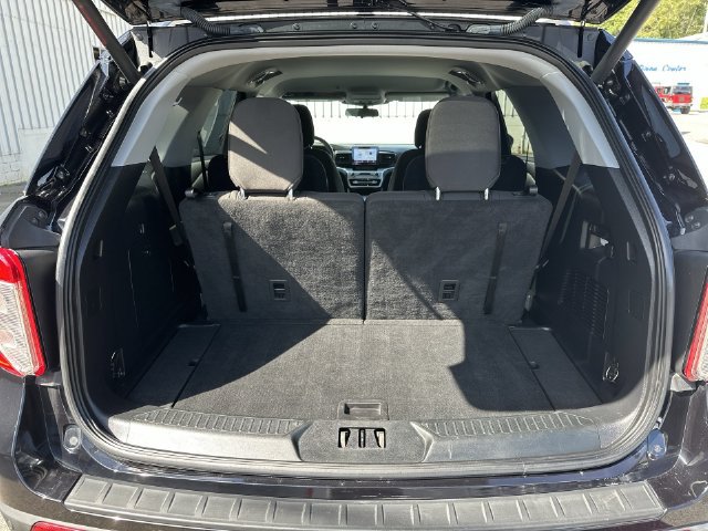 Used 2022 Ford Explorer XLT w/ Class IV Trailer Tow Package AWD/4WD image 28
