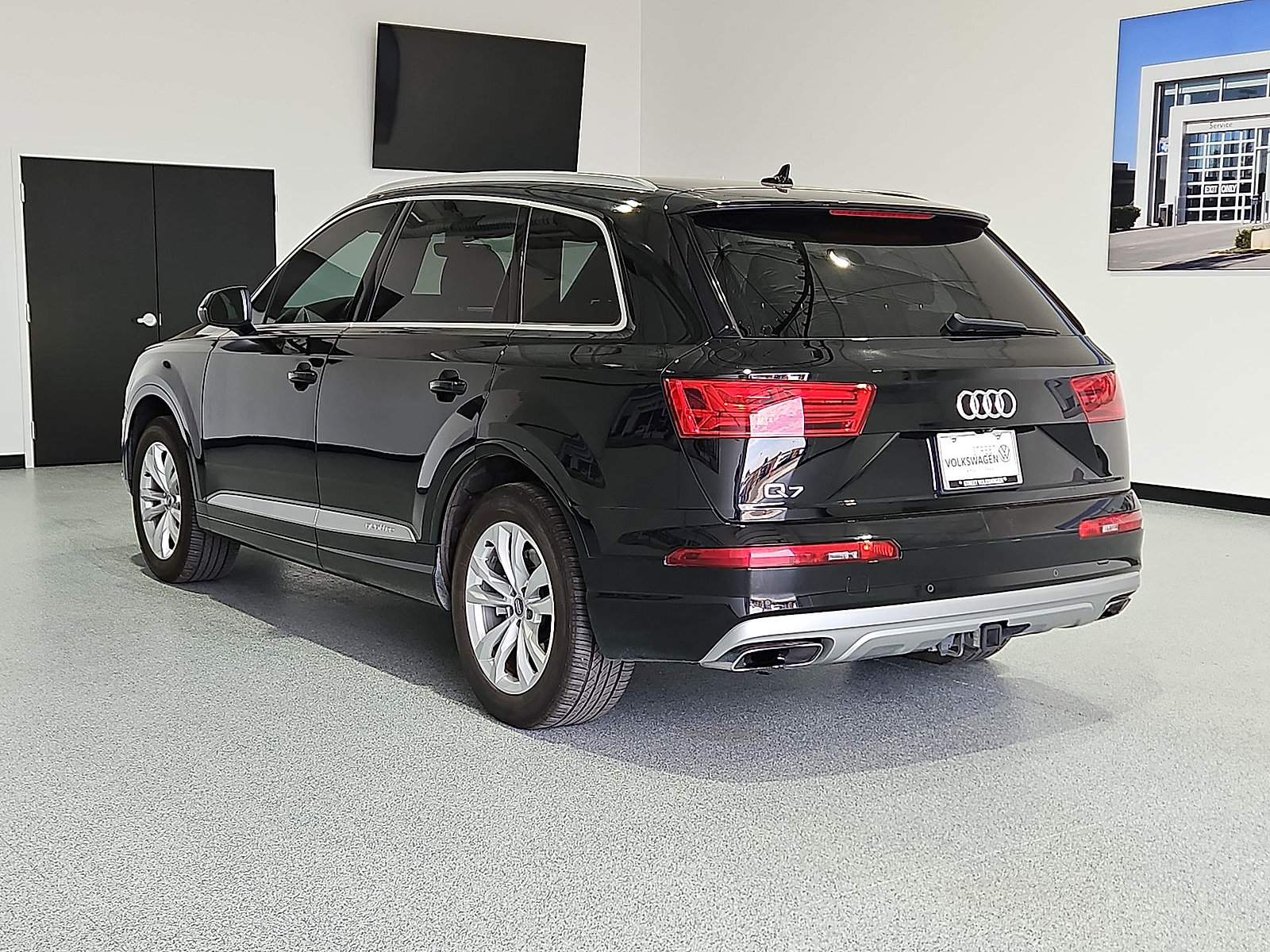 Used 2019 Audi Q7 3.0T Premium AWD/4WD image 6