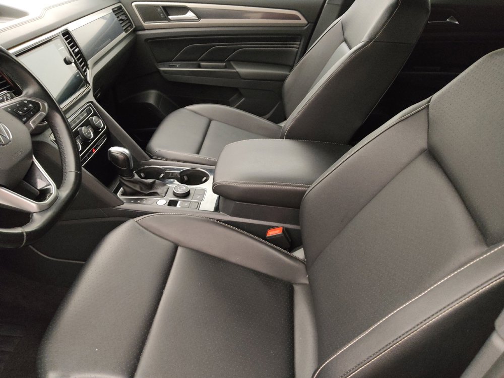 Used 2020 Volkswagen Atlas Cross Sport SEL AWD/4WD image 17