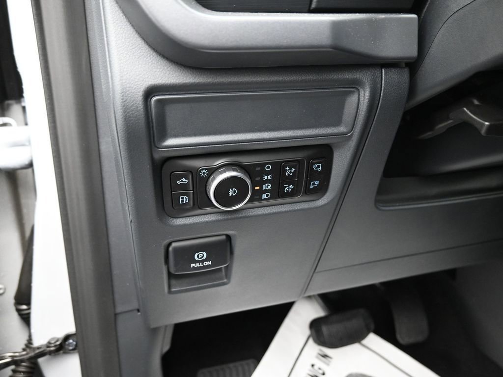 New 2025 Ford F150 XLT w/ Equipment Group 302A MID image 11