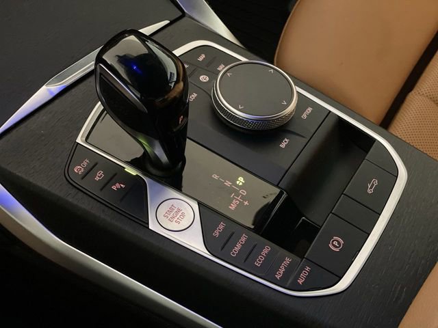 Used 2022 BMW M440i Convertible image 21