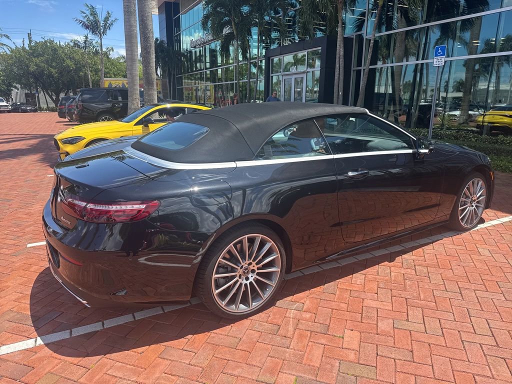 Used 2023 Mercedes-Benz E 450 4MATIC Cabriolet image 15