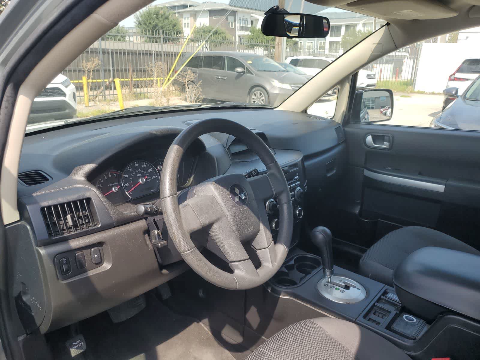 Used 2008 Mitsubishi Endeavor LS FWD image 2