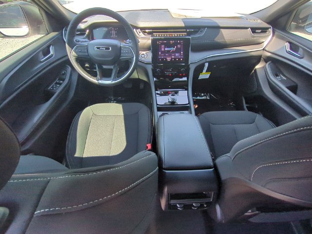 New 2026 Jeep Grand Cherokee Laredo X RWD image 33