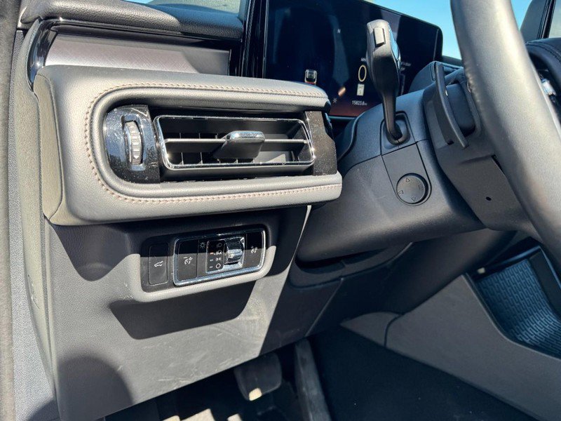 Certified 2025 Lincoln Aviator AWD image 14