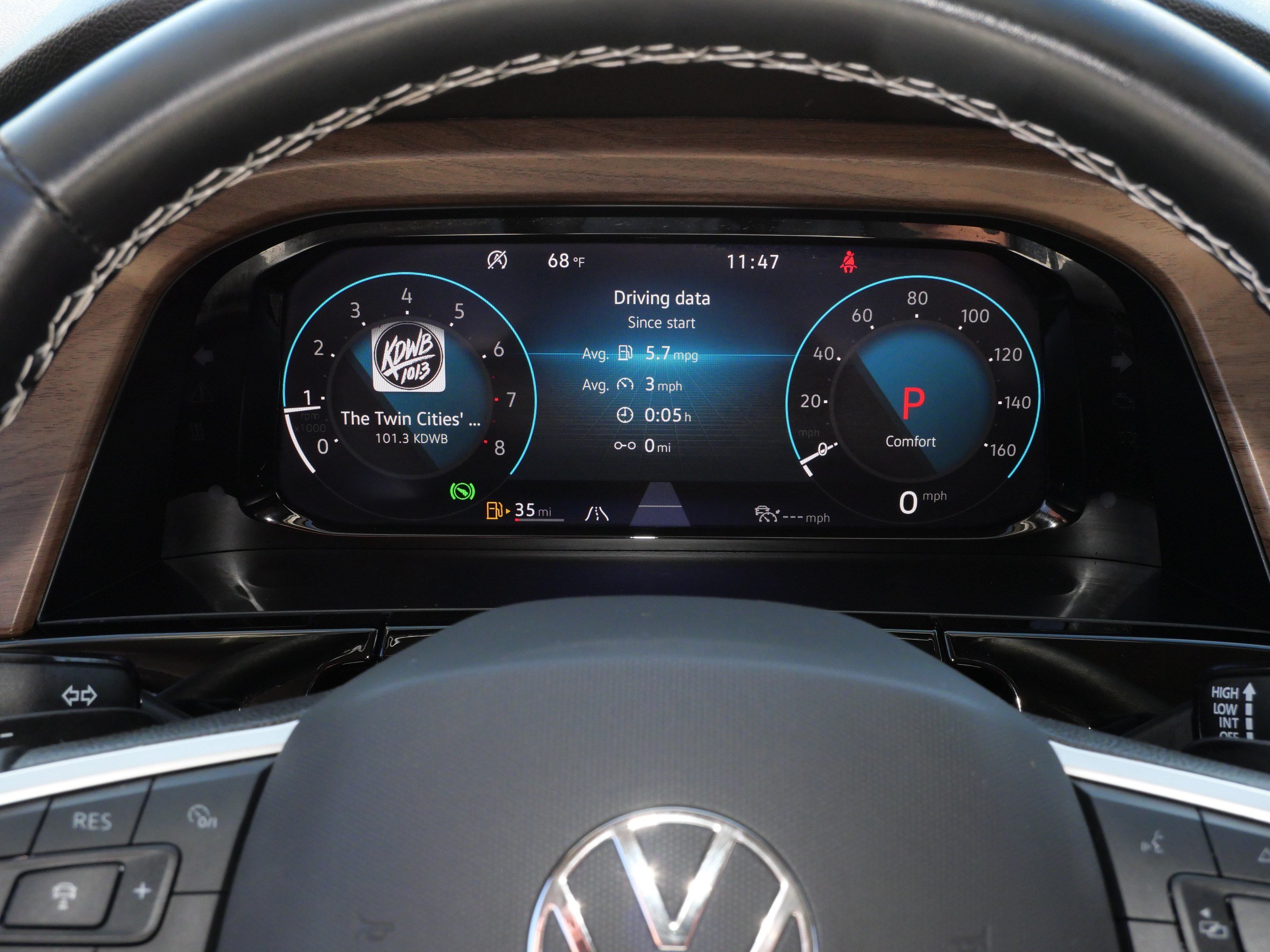 Used 2025 Volkswagen Atlas SE AWD/4WD image 21