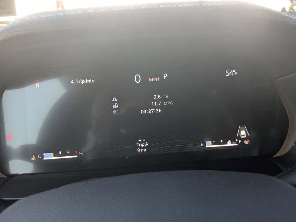 New 2025 Jeep Grand Cherokee Limited w/ Luxury Tech Group II image 21