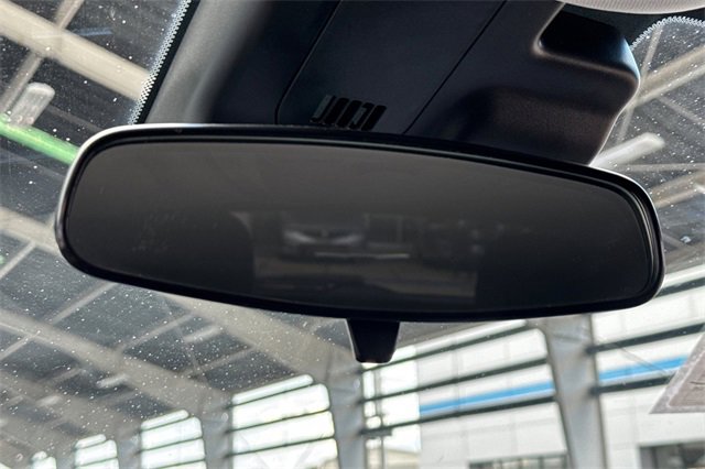 Used 2025 Chevrolet Trax LT w/ Driver Confidence Package image 25