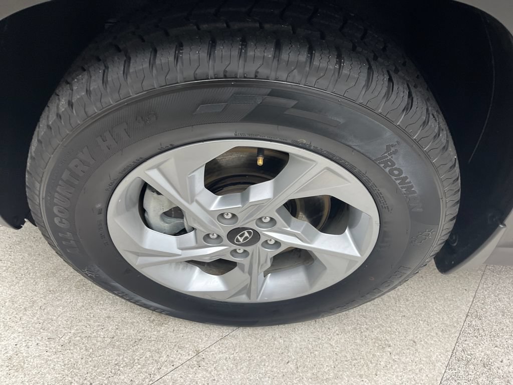 Used 2024 Hyundai Tucson SE AWD/4WD image 9