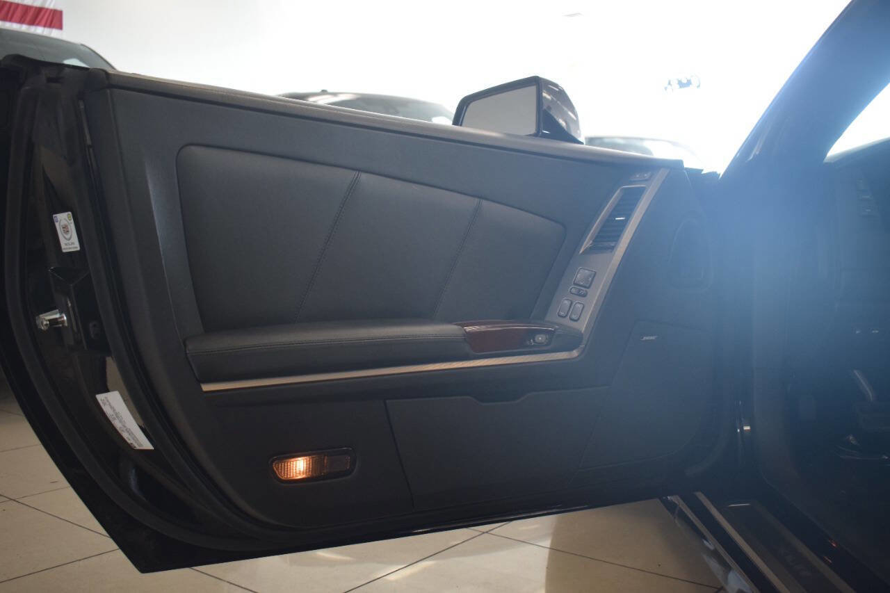 Used 2005 Cadillac XLR Base 2dr Roadster image 64