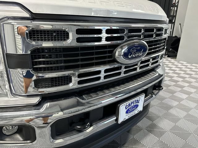 New 2023 Ford F550 4x4 Regular Cab Super Duty image 74