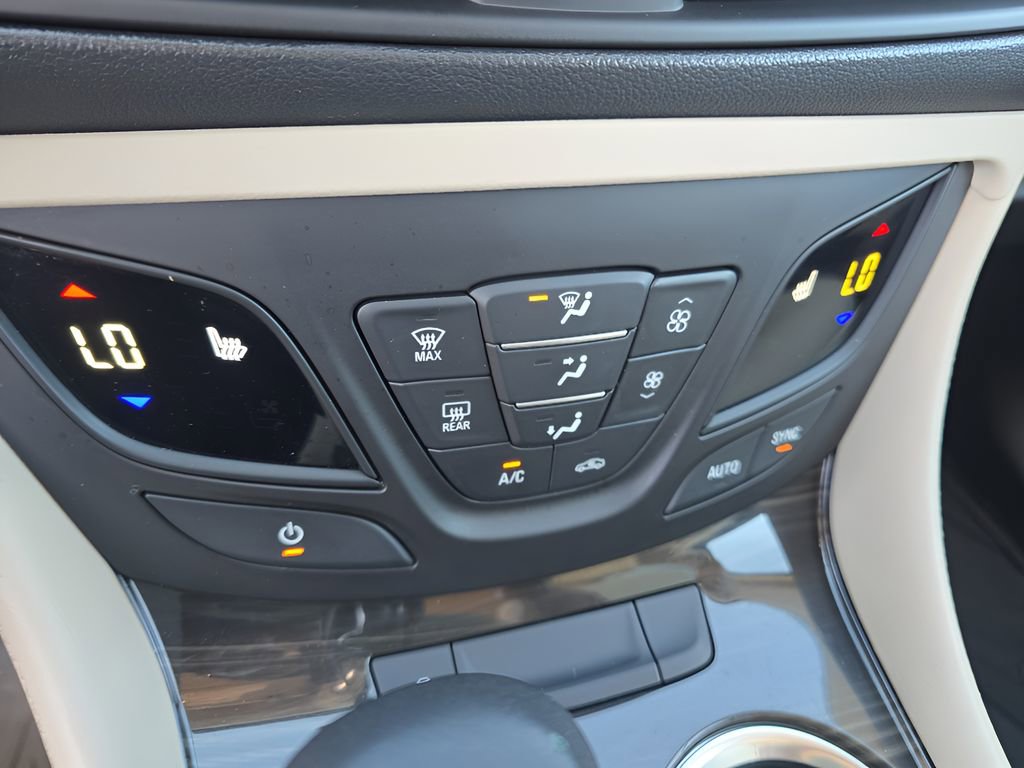 Used 2020 Buick Envision Preferred image 19