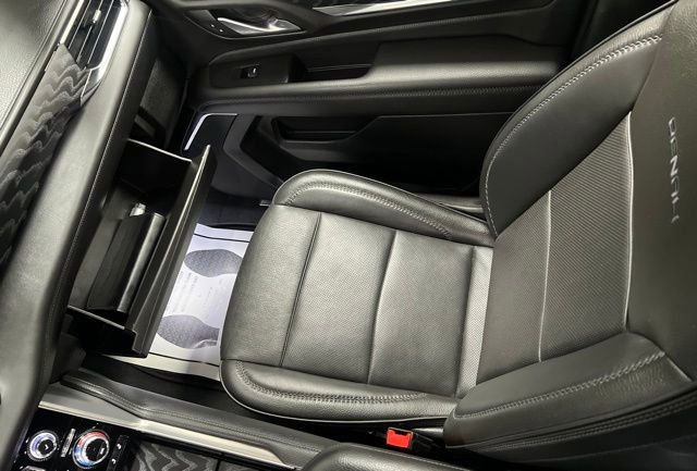 Used 2022 GMC Yukon XL Denali image 42