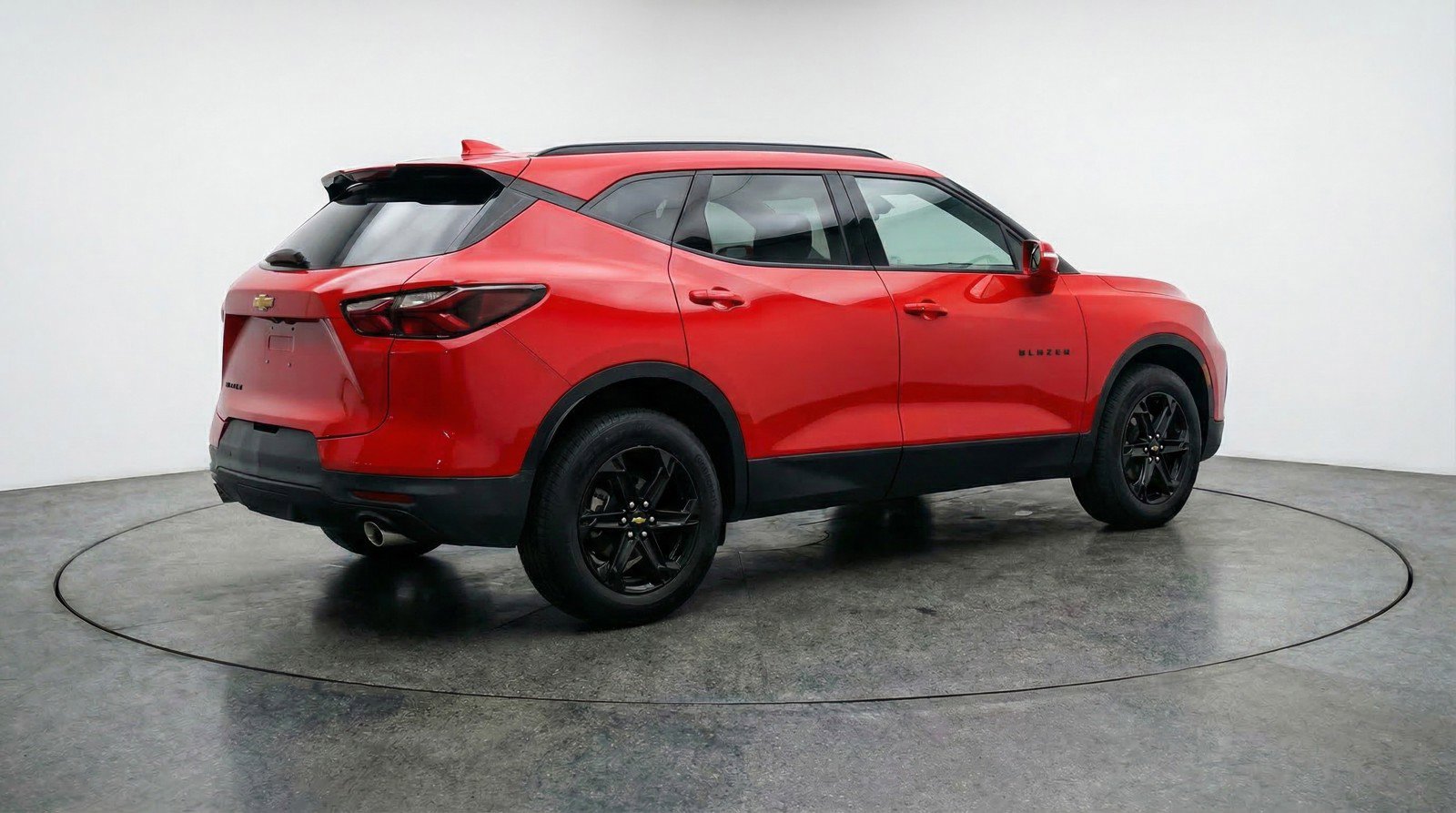 Used 2025 Chevrolet Blazer LT FWD image 9
