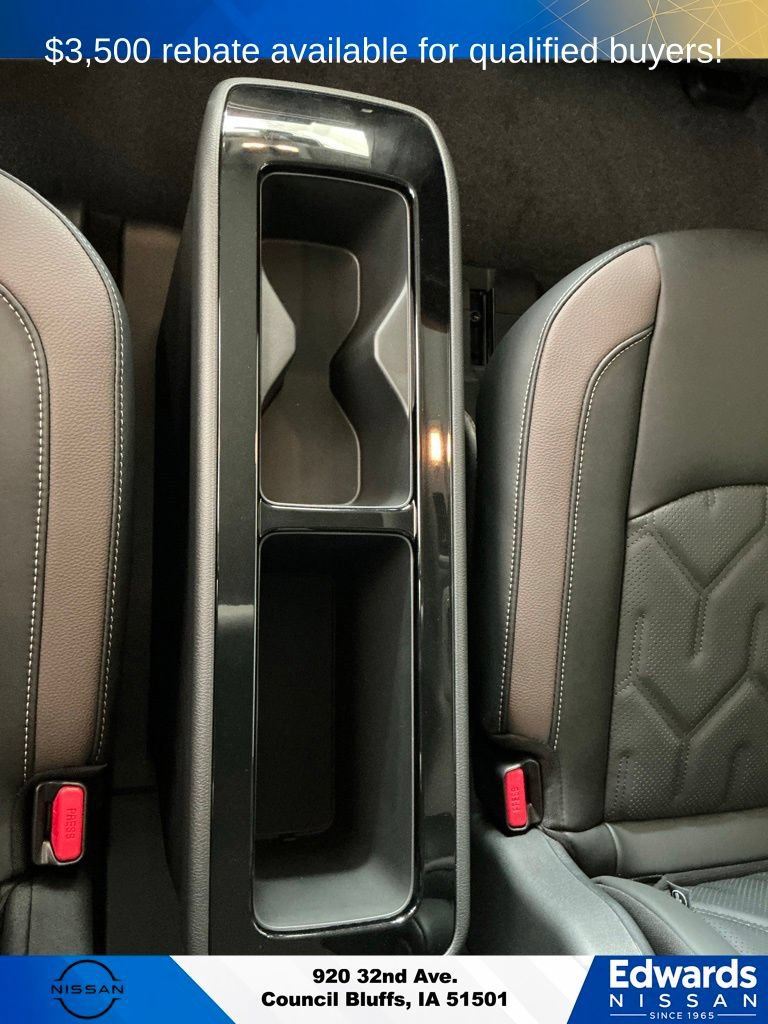 New 2026 Nissan Pathfinder Platinum AWD/4WD image 19