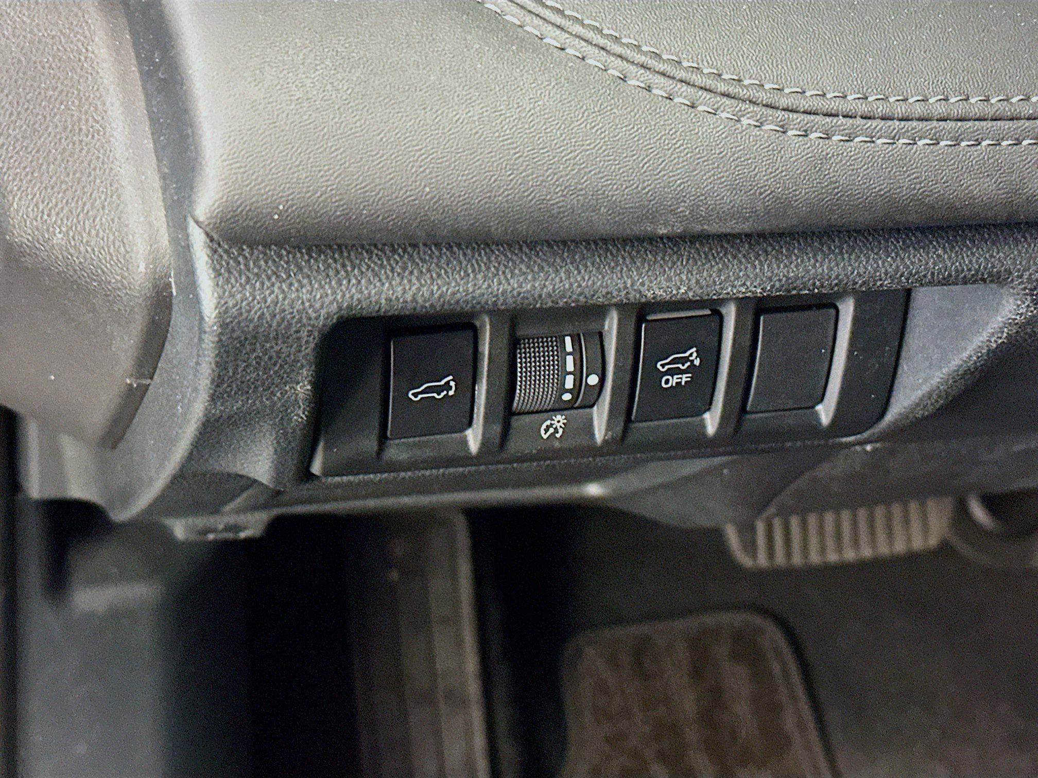 Used 2023 Subaru Outback Limited XT AWD/4WD image 17