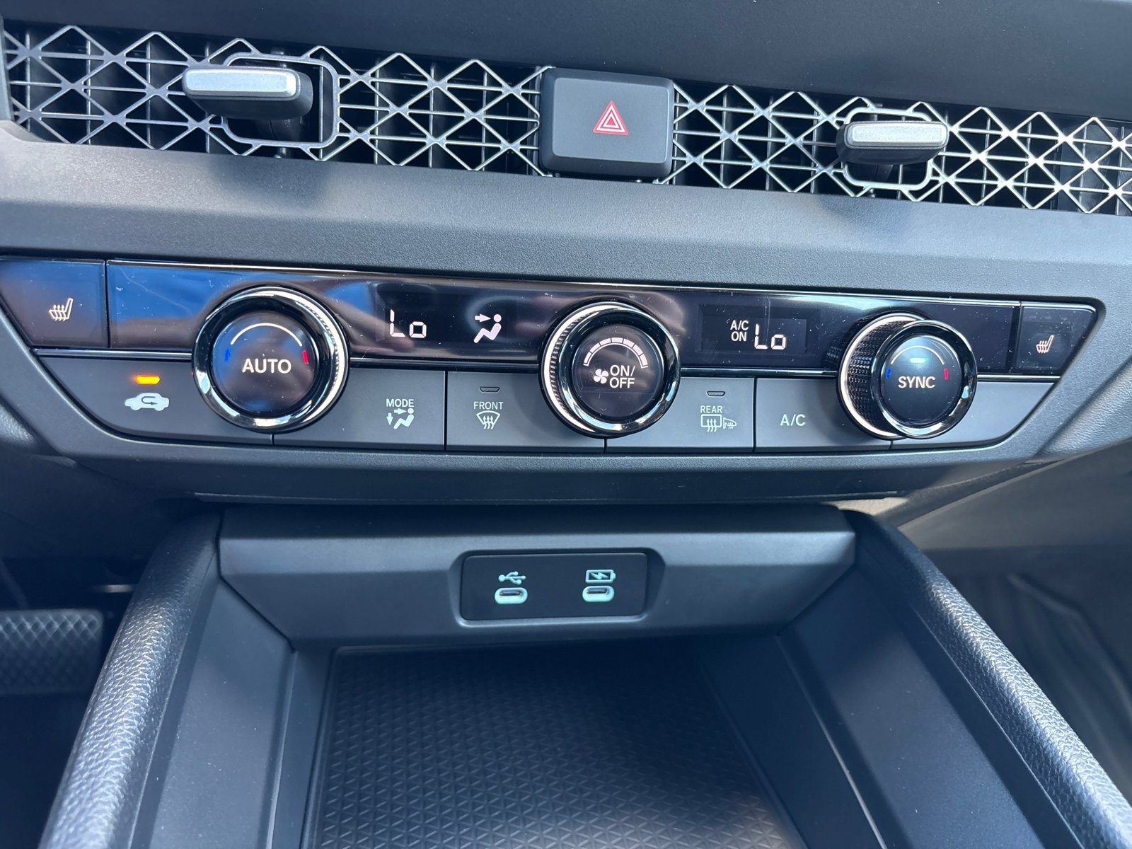 New 2025 Honda Accord SE image 6