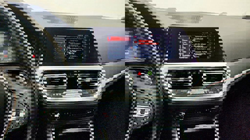 Used 2021 BMW 430i xDrive Coupe w/ Convenience Package image 18