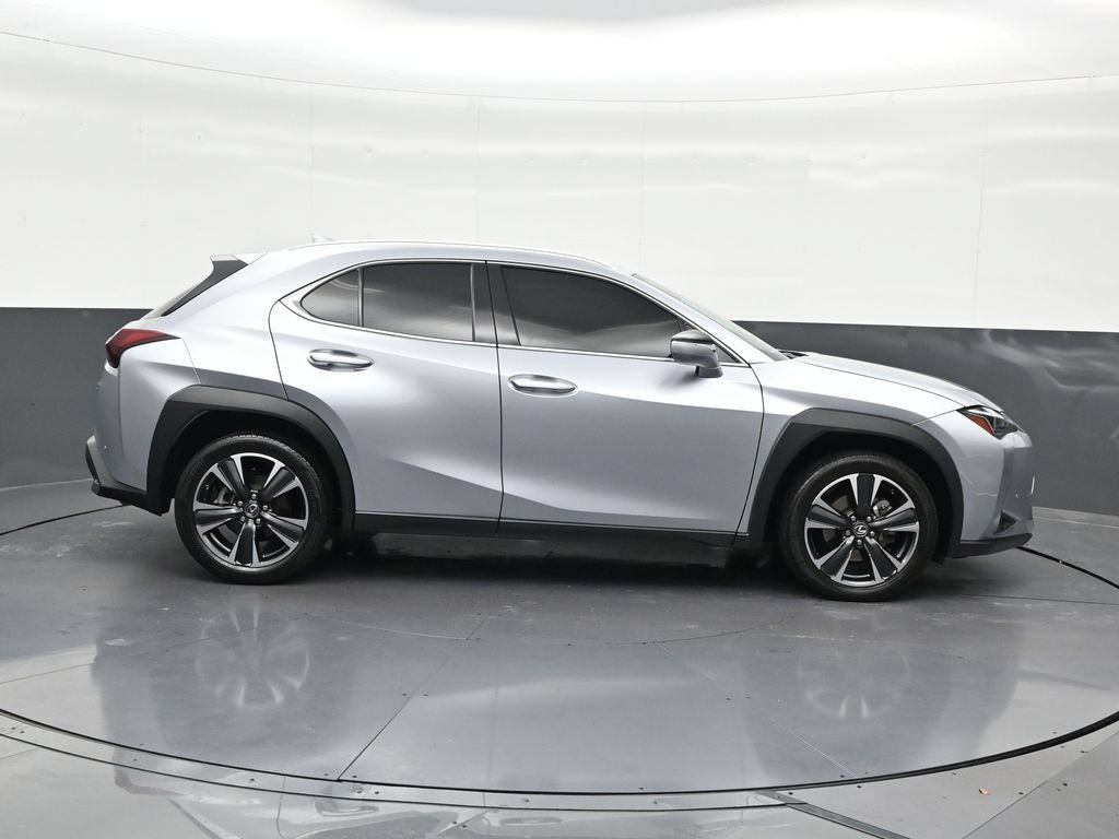 Used 2023 Lexus UX 250h FWD w/ Accessory Package (Z2) image 7