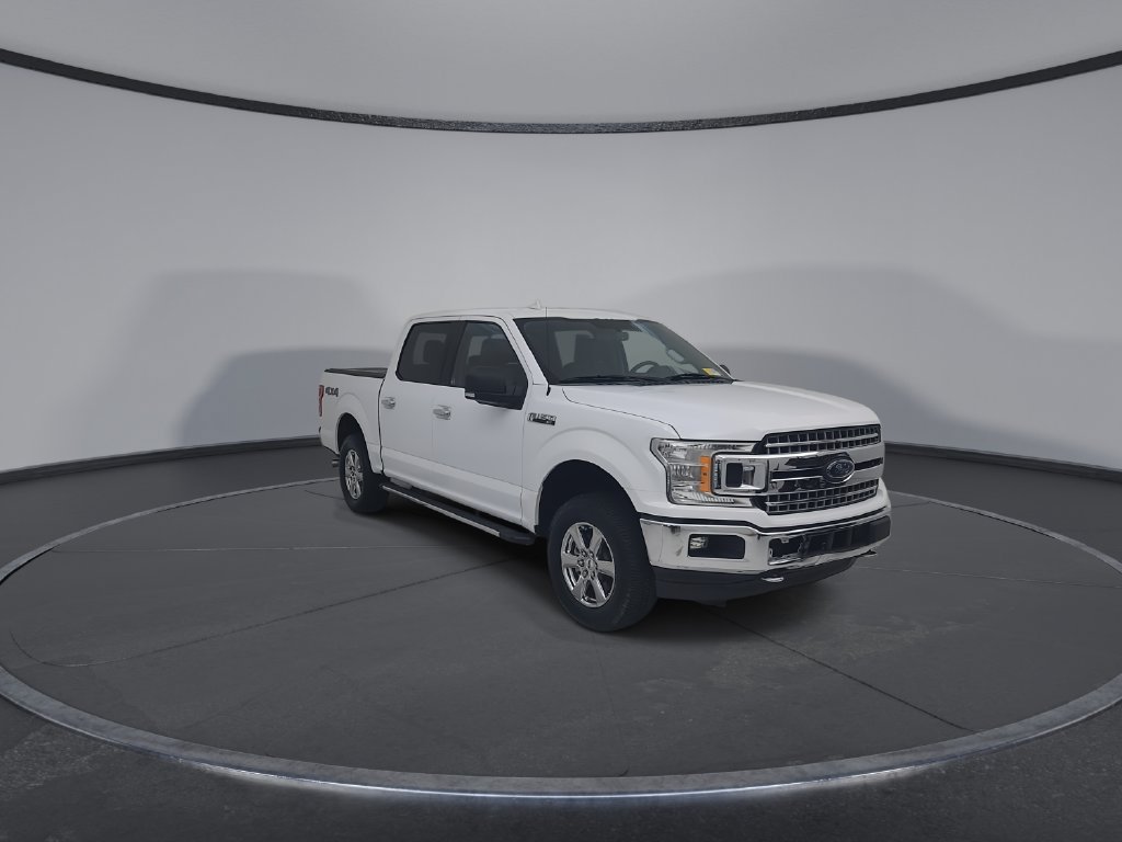 Used 2018 Ford F150 XLT w/ Equipment Group 302A Luxury AWD/4WD image 3