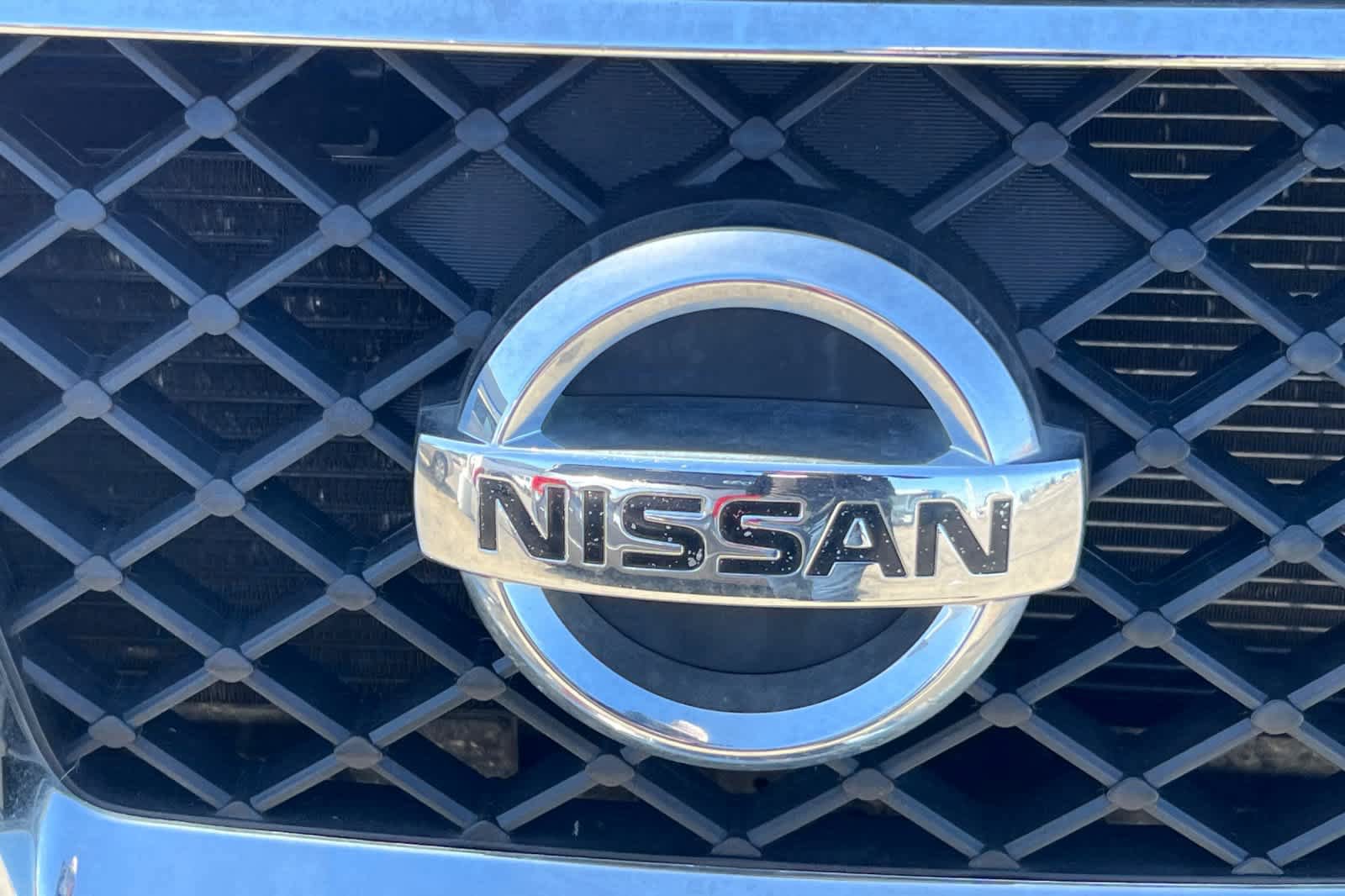 Used 2018 Nissan Frontier SV AWD/4WD image 13